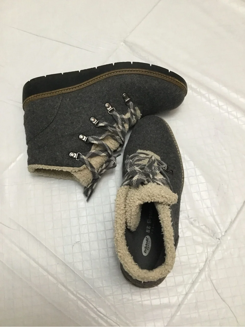 Women’s‎ Gray Wool Winter Boots with Sherpa Collar